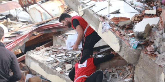 AKUT Deprem Güncel Açıklama: "AKUT, ekip sayısı 28’e ve gönüllü sayısı 641’e ulaştı…"
