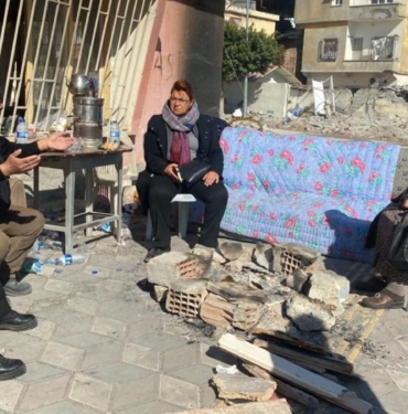 Erdogan039in-hedef-aldigi-CHP039li-Suzan-Sahin-Hatay039da-hala-cadir-yok.jpg