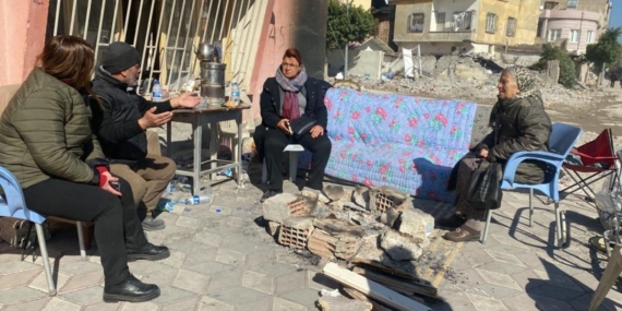 Erdoğan'ın hedef almış olduğu CHP'li Suzan Şahin: Hatay'da hâlâ çadır yok