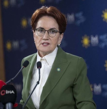 Meral-Aksener-uc-ay-once-039Dagitmam039-dedigi-masadan-kavga-ile.jpg