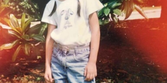 Yaş 7… Fotoğraftaki kız evladı 12 yıl sonrasında Türkiye'nin en güzeli oldu!