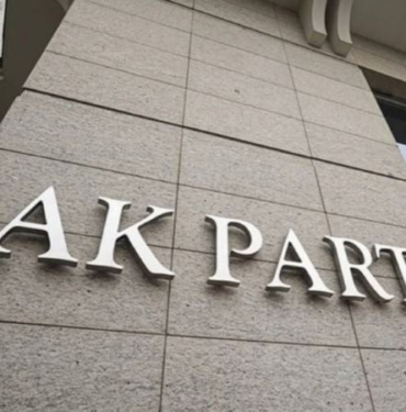 AKP-Ankara-Il-Baskanligi-binasina-saldiri.jpg