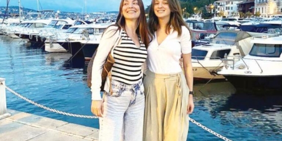 Abla kardeş değil, anne kız! Alara 17 oldu