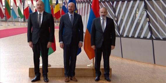Aliyev, Paşinyan ve Michel üçlü toplantıda bir araya geldi