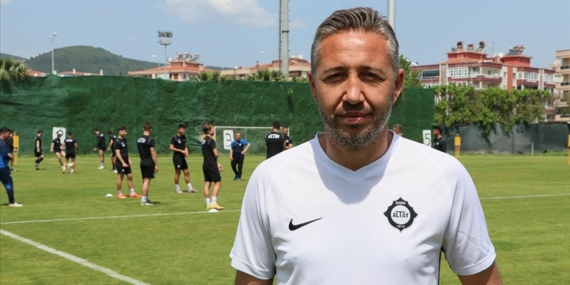 Altay Teknik Direktörü Ayhan Tuna Üzümcü, sezonu değerlendirdi