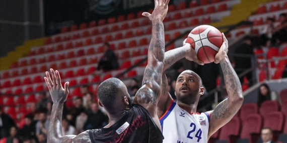 Amath M'Baye: Türkiye Sigorta Basketbol Süper Ligi'nde şampiyon olacağımıza inanıyorum