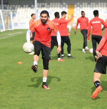 Ankara-Keciorengucu-play-off039a-kalarak-tarihinde-bir-ilki-basarma-pesinde.jpg