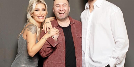 Atakan Işıktutan: Paylaştığım bir story’me yürüdü… İrem Derici: Ne yürümesi, koştum, bir kırmızı kalp attım