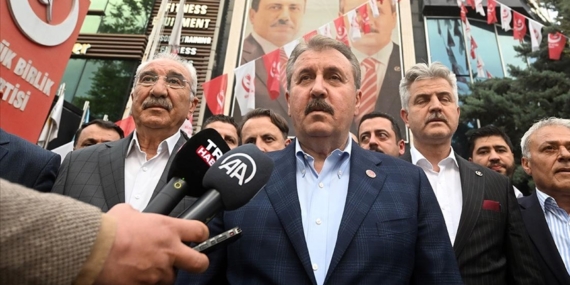 BBP Genel Başkanı Destici: Çalışan, samimi olan kazanmıştır