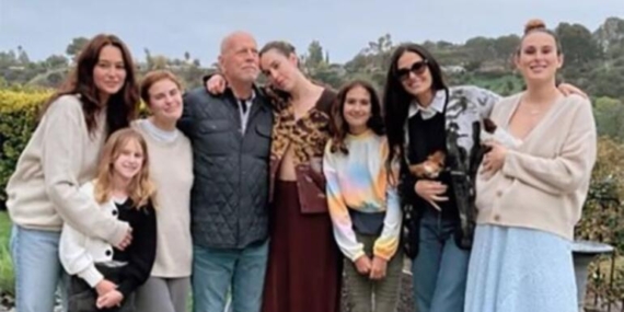 Bruce Willis’in 9 yaşındaki kızı babasının hastalığıyla ilgili annesine tavsiye veriyor