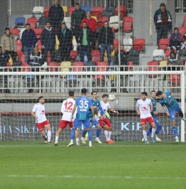 Caykur-Rizespor-Super-Lig039e-yukselme-Altinordu-kumede-kalma-pesinde.jpg