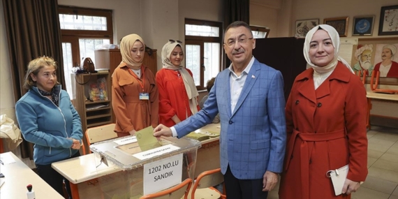 Cumhurbaşkanı Yardımcısı Oktay oyunu kullandı