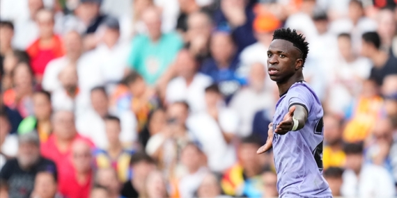 FIFA Başkanı Infantino'dan Real Madridli Vinicius için dayanışma mesajı