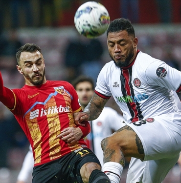 Fatih-Karagumruk-Super-Lig039in-36-haftasinda-yarin-Kayserispor039u-konuk-edecek.jpg