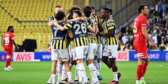 Fenerbahçe, şampiyonluk şansını kaybetti