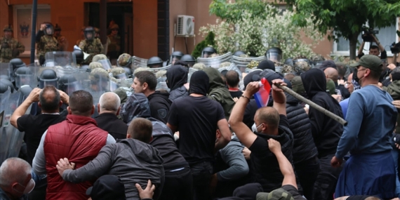Fransa Kosova'da KFOR'a yönelik saldırıyı kınadı