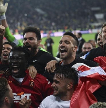 Galatasaray-23-sampiyonluga-degisimle-ulasti.jpg