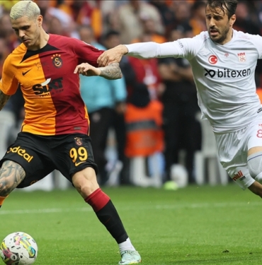 Galatasaray-sampiyonluk-kapisini-sonuna-kadar-araladi.jpg
