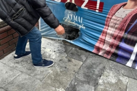 Istanbul-Ortakoy039de-CHP039nin-secim-cadirina-saldiri-Atese-verdiler.jpeg