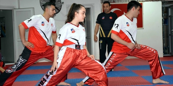 Kick boksta Türkiye birincisi 3 sporcu, milli forma hayaliyle çalışıyor