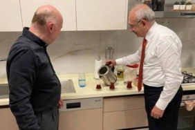 Kilicdaroglu039ndan-cinsiyetci-pankarta-tepki-039Bu-hayati-paylasmaktan-gurur-duyariz039.jpg