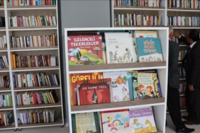 Kilis039te-14-bin-kitap-kapasiteli-ilce-halk-kutuphanesinin-acilisi-yapildi.jpg