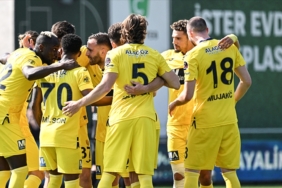 MKE-Ankaragucu-32-yil-sonra-kupada-finale-kalmak-icin-sahaya.jpg