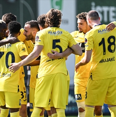 MKE-Ankaragucu-32-yil-sonra-kupada-finale-kalmak-icin-sahaya.jpg