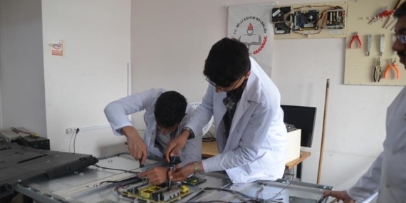 Mesleki ve teknik eğitim kurumlarının patent ve marka tescili başvurularında artış