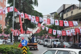 Muharrem-Sarikaya-039Parti-veya-aday-pankartlari-goremedik039.jpg