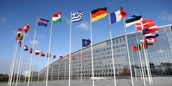 NATO'dan savunma harcamalarında yüzde 2'lik hedefin "bir an önce" tutturulması mesajı