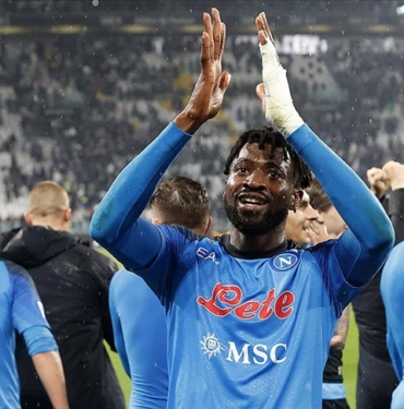 Napoli-Italya-Serie-A039da-33-yil-aradan-sonra-sampiyon-oldu.jpg