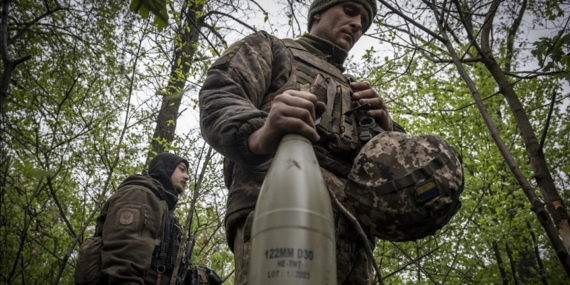 Pentagon: Ukrayna'ya sağlanan silahları paramiliter örgütlere transfer izni vermedik