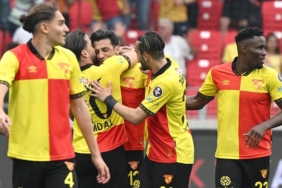 Play-off-etabini-garantileyen-Goztepe039nin-gozu-dorduncu-sirada.jpg