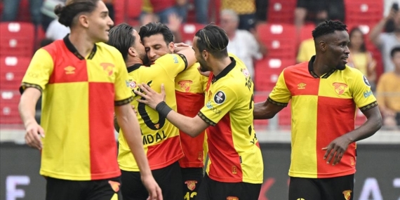Play-off etabını garantileyen Göztepe'nin gözü dördüncü sırada