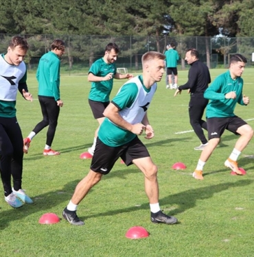 Sakaryaspor-15-sezonun-ardindan-Super-Lig-icin-play-off-oynayacak.jpg