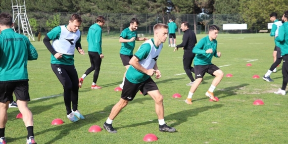 Sakaryaspor, 15 sezonun ardından Süper Lig için play-off oynayacak