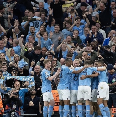 Sampiyon-Manchester-City-sezonu-quotuclemequot-yaparak-kapatma-pesinde.jpg