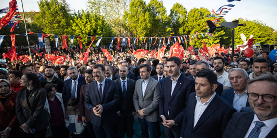 Selçuk Bayraktar: Bilim Üsküdar'da 550 binden fazla genç teknoloji atölyelerinde eğitim aldı