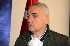 Sivasspor-Teknik-Direktoru-Calimbay-hakem-hatalarindan-dertli.jpg