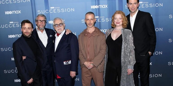 Succession’ın yıldızı Sarah Snook, dizi final yaptıktan hemen sonra anne oldu!