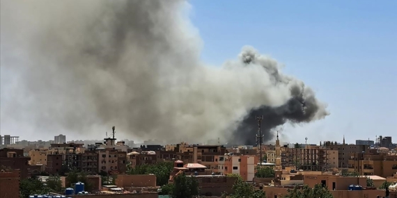 Sudan'da ateşkesin bitmesine saatler kala çatışmalar şiddetlendi