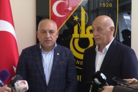 TFF-Baskani-Mehmet-Buyukeksi-Istanbulspor-Kulubunu-ziyaret-etti.jpg