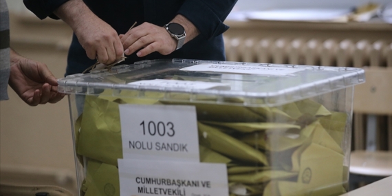 Türkiye genelinde oy verme işlemi sona erdi