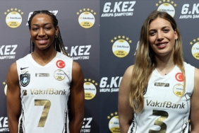 VakifBank039ta-Chika-Ogbogu-ve-Cansu-Ozbay-CEV-Sampiyonlar-Ligi-zaferini.jpg