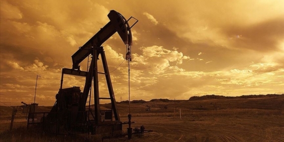 Varlık yöneticileri iklim taahhütlerine rağmen petrol ve gaz şirketlerine 417 milyar dolar yatırdı