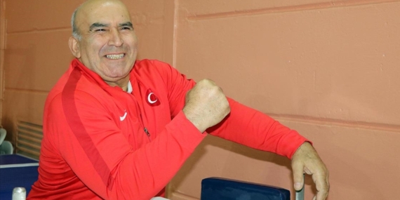 "Demir bilek" Şaban Mazak, bilek güreşinde Avrupa ve dünya şampiyonlukları peşinde