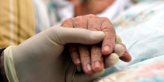 80 yaş üstü bireyler doğrudan "evde sağlık" hizmetinden yararlanabilecek