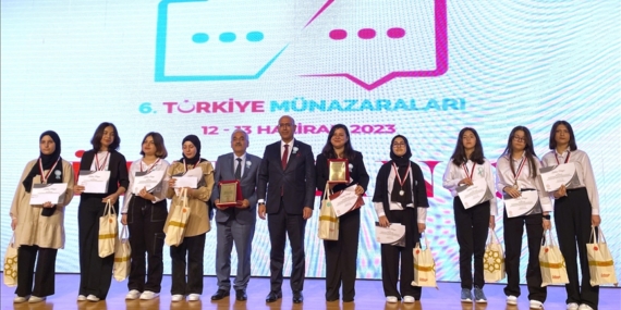 Anadolu imam hatip liseleri arasındaki "Türkiye Münazaraları"nın ödül töreni yapıldı