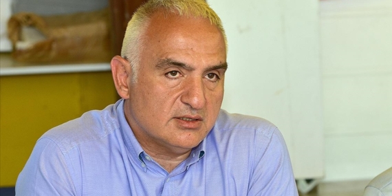 Bakan Ersoy: Turizmde 2028'e kadar 100 milyar dolar gelir hedefimiz var